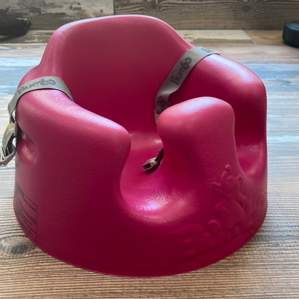 Bumbo Floor Seat Fuschia